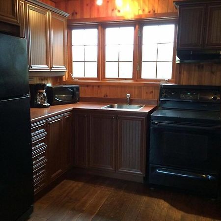 Le Chalet Apartment Shawinigan Ngoại thất bức ảnh